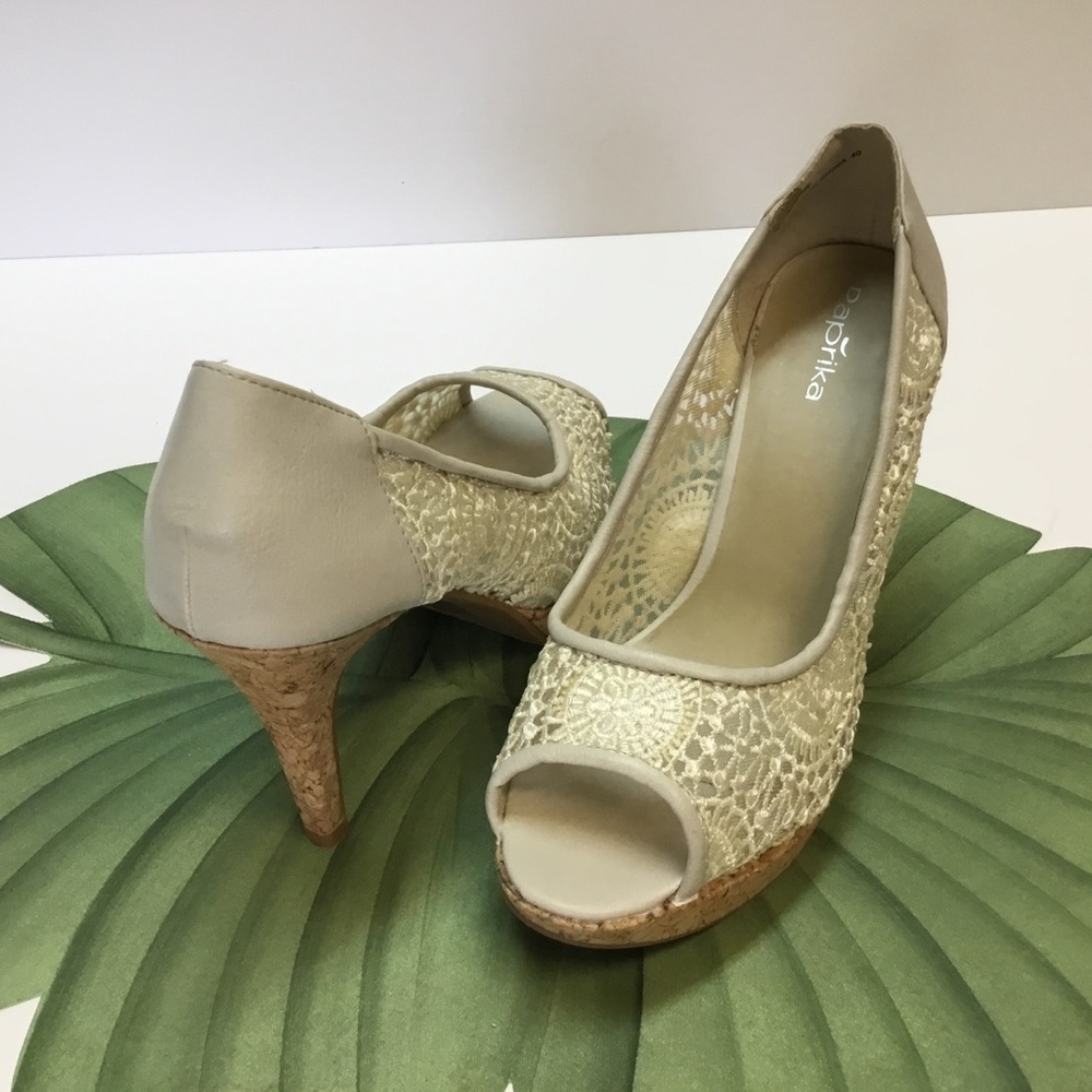 Fun and Lacy, Cork Platforms. Paprika - Picture 1 of 7